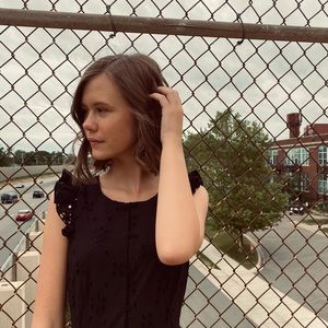 Meet your Posher, Yana